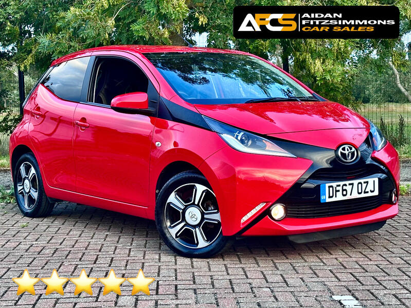 TOYOTA AYGO 1.0 VVT-i x-clusiv3